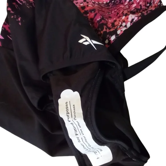 Reebock NWT $100 1 piece Black & Abstract Splash Full Coverage Swim Suit - Picture 6 of 6